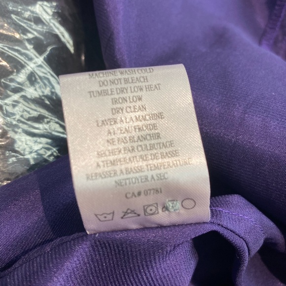 Silky Button Down Blouse Sz M - Picture 9 of 10